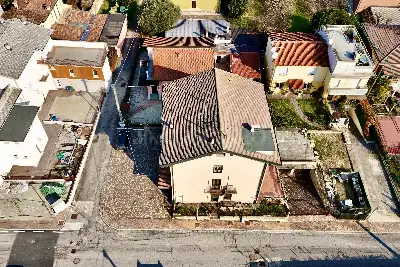 Casa Indipendente in vendita, Via Menasasso, Desenzano del Garda