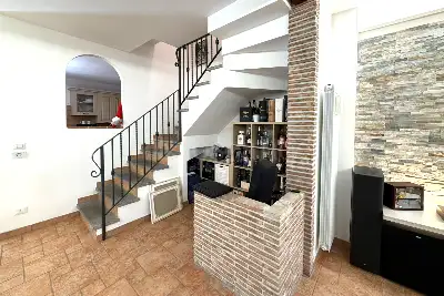 Villino a Schiera in vendita, Via Morsasco, Roma