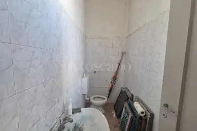 Magazzino in vendita, Via Cesare Cantù, Cantù