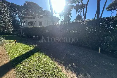 Villa Plurifamiliare in affitto, Via Nervi, Fiumicino