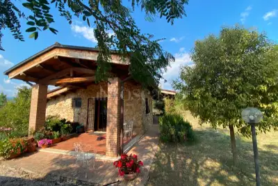 Villa in vendita, Via Canniccia, Rieti