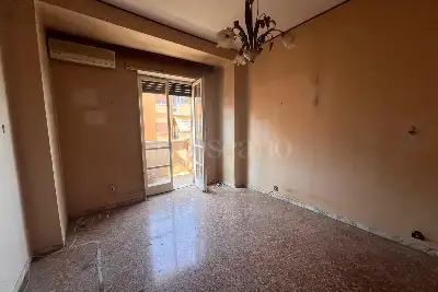 Casa in vendita, Via Piero Colonna, Roma