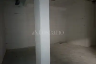 Magazzino in vendita, Via Raffaele Paparella, Roma