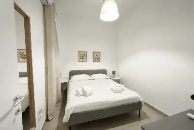 Palazzo in vendita, Via Madonna della Volta, Palermo