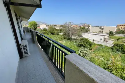 Villa in vendita, Via Sambucia, Palermo