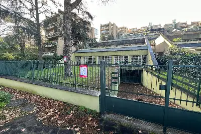 Casa Indipendente in vendita, Via Benedetto Stay, Roma