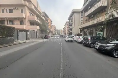 Negozio in vendita, Via Rosso di San Secondo, Catania