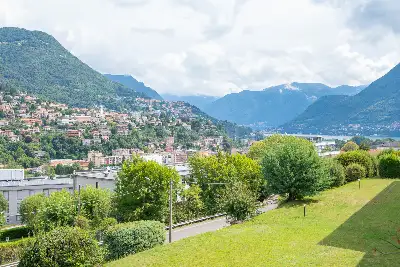 Casa in vendita, Via Vincenza Campari, Como