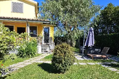 Villa Bifamiliare in vendita, Via Vittorio Gauthier, Fiumicino