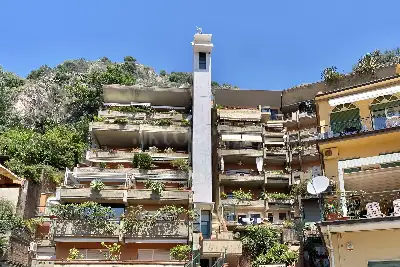 Casa in vendita, Piazza Franz Pagano, Taormina