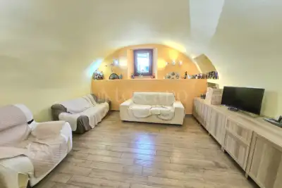Casa in vendita, Via Scuole, Bovezzo