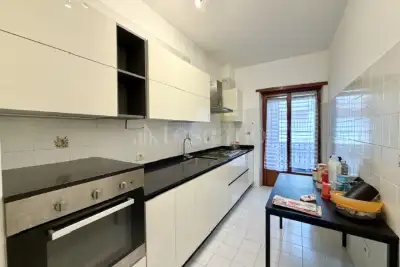 Casa in vendita, Via Tuscolana, Roma
