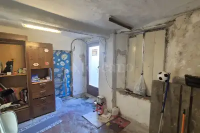 Cantina in vendita, Via Montello, Cantù