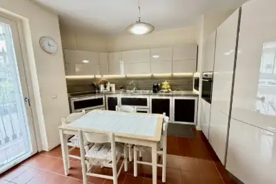 Villino a Schiera in vendita, Via D. Alighieri, Monticelli Brusati