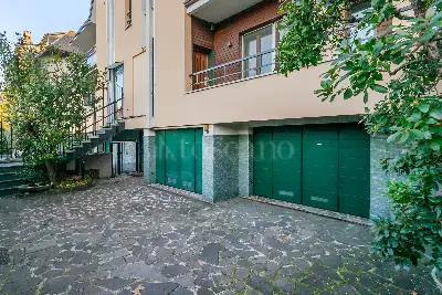 Villa Bifamiliare in vendita, Via Dei Sagredo, Milano