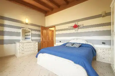 Casa Indipendente in vendita, Via Fichetto, Castiglione delle Stiviere