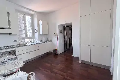 Attico in vendita, Via della Purificazione, Roma