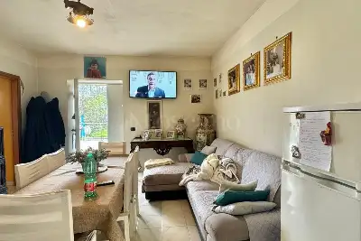 Casa Indipendente in vendita, Contrada Cesine, Avellino