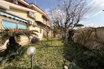 Villa Bifamiliare in vendita, Via dei Platani, Ardea