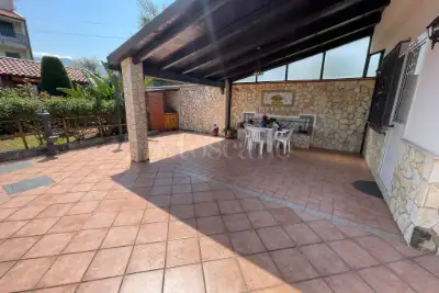 Villa in vendita, Via Sambucia, Palermo