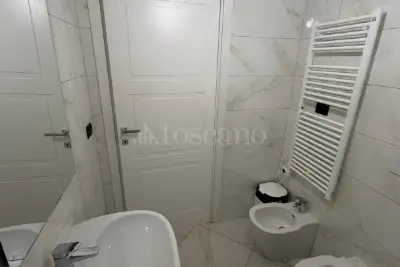 Ufficio in affitto, Via Sorelle Radecchi, Roma