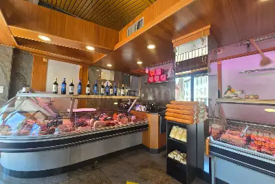 Attività Commerciale in vendita, Piazza C. Battisti, Sarezzo