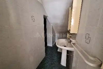 Negozio in vendita, Via D'Amico, Catania