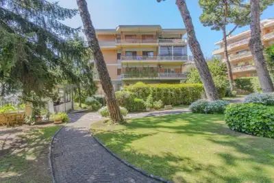 Casa in vendita, Viale Isacco Newton, Roma