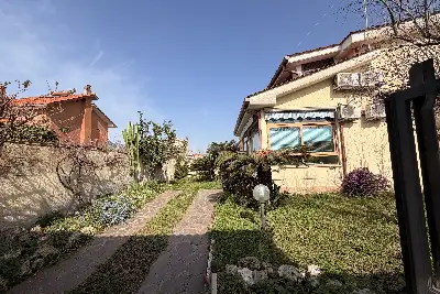 Villa Bifamiliare in vendita, Via dei Platani, Ardea