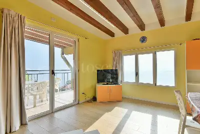 Casa in vendita, Via Regina Nuova, Laglio