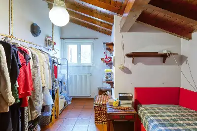 Villa in vendita, Via Luigi Pirandello, Besano