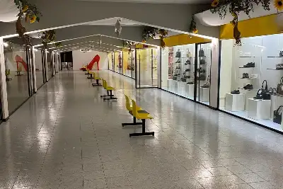 Negozio in affitto, Via Tiburtina, Avezzano