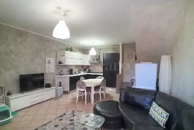 Casa in vendita, Via Montello, Pregnana Milanese