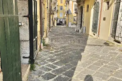 Negozio in affitto, Via Seminario, Avellino