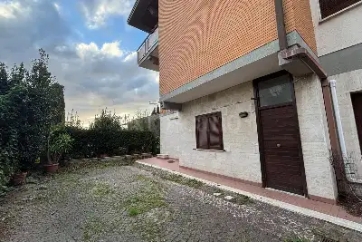 Villa Plurifamiliare in vendita, Via Gustavo Giovannoni, Roma
