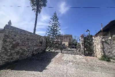 Villa Plurifamiliare in vendita, Via Aquino, Palermo