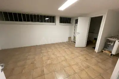 Magazzino in vendita, Viale Piave interna, Brescia