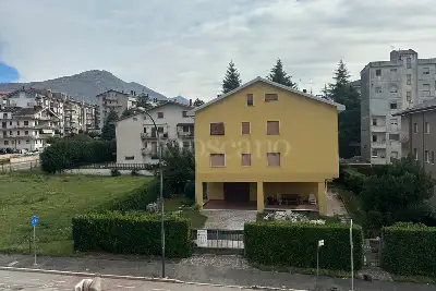Casa in vendita, Via Einaudi, Avezzano