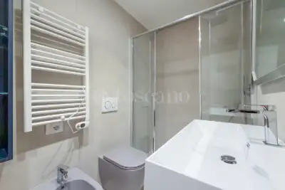 Casa in vendita, Via Giovanni da Procida 25, Milano