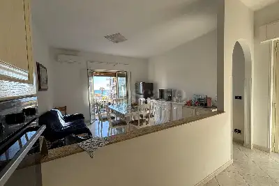 Casa in vendita, Via Cristoforo Colombo, Catanzaro