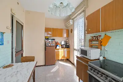 Villa in vendita, Via Scuole, Desenzano del Garda