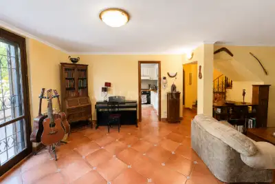 Villa in vendita, Via Lauregno, Roma