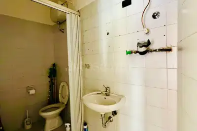 Negozio in vendita, Via dei Due Principati, Avellino