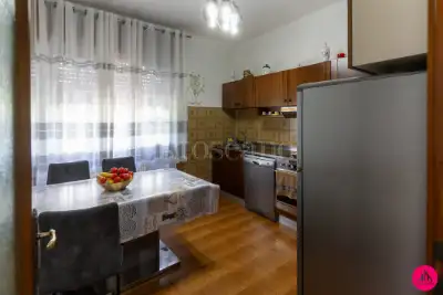 Villino a Schiera in vendita, Viale della Libertà, Pordenone