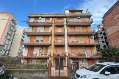 Casa in vendita, Via Curia, Catania