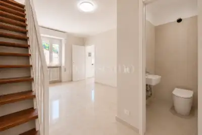 Casa Indipendente in vendita, Via Centenaro, Lonato del Garda