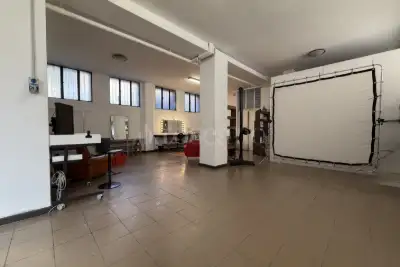 Laboratorio in vendita, Via dei Tulipani, Milano