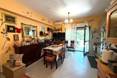 Casa in vendita, Via Tricerro, Roma