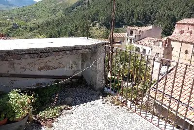 Casa Indipendente in vendita, Via Cristoforo Grisanti 75, Isnello