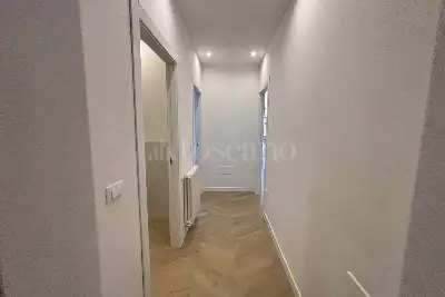 Casa in vendita, Via Galliera, Bologna